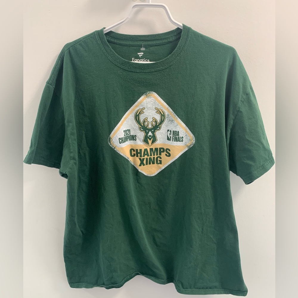 Fanatics Milwaukee Bucks NBA Champions T Shirt